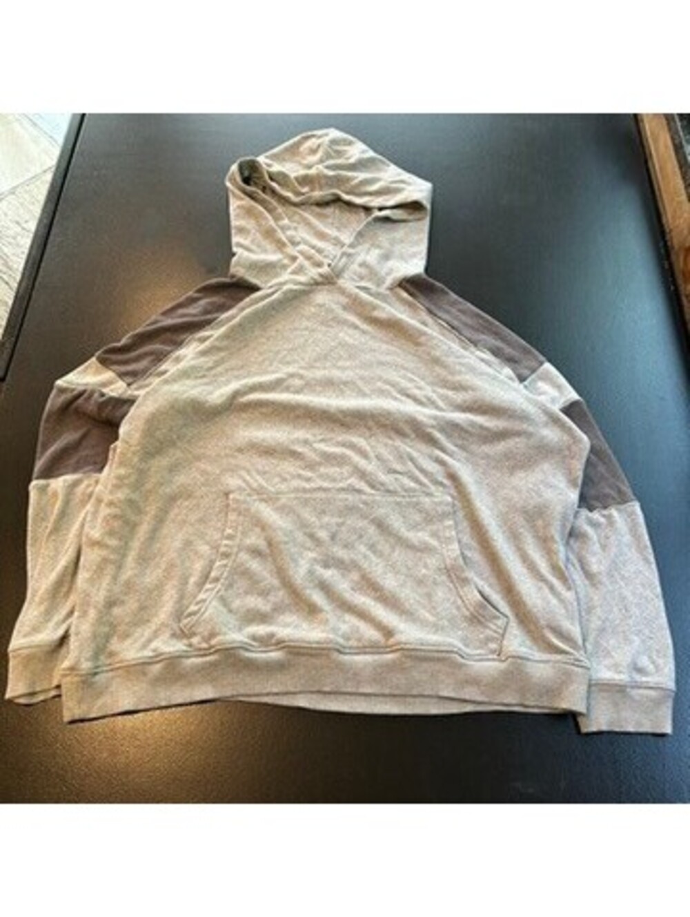 Vintage y2k designer American Eagle gray pullover hoodie